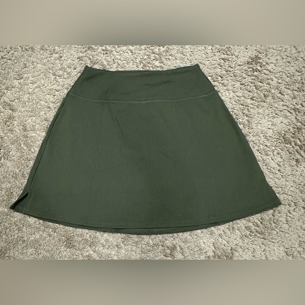 DSG Olive Mini Skort Size XS C-24